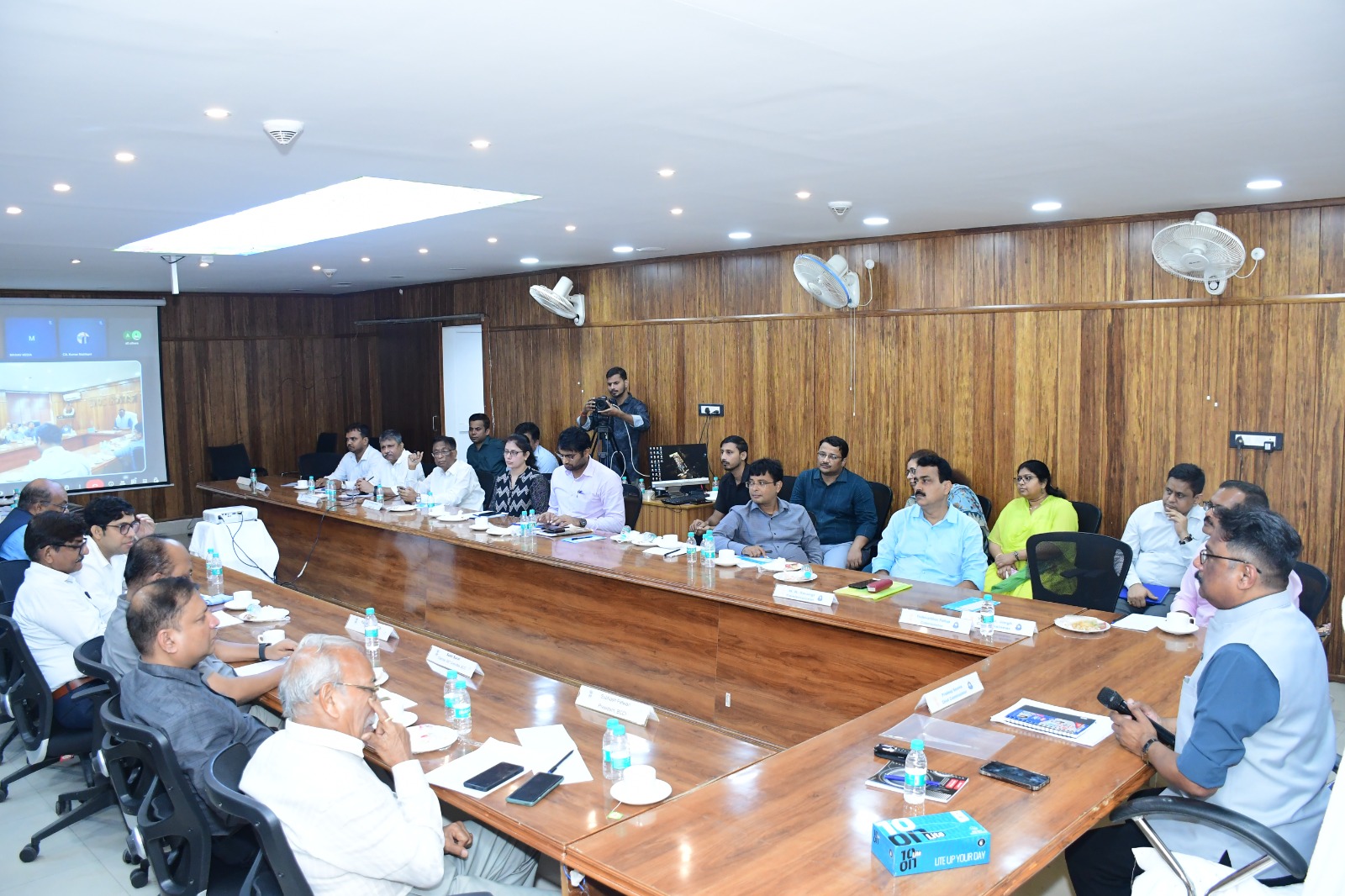Delegates participating in GST taxpayer outreach seminar organised by CGST Patna-II